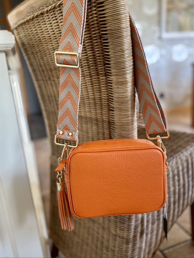 Crossbody bag orange 2025